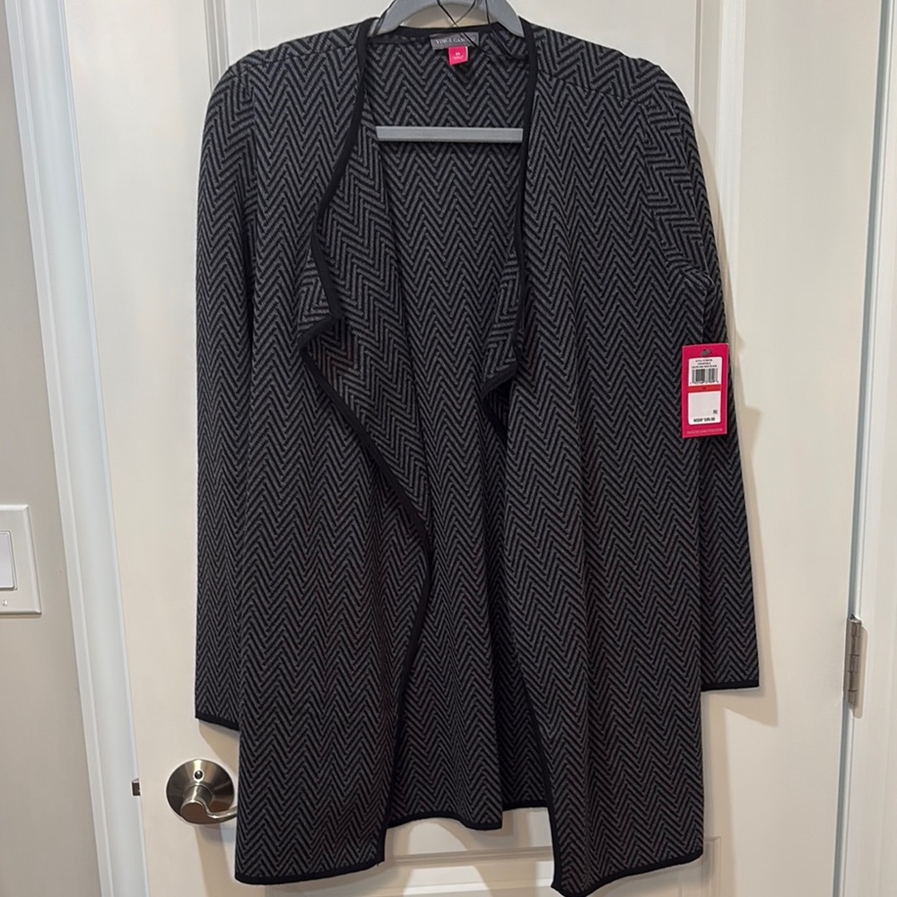 Vince Camuto Black and Gray Chevron Cardigan
